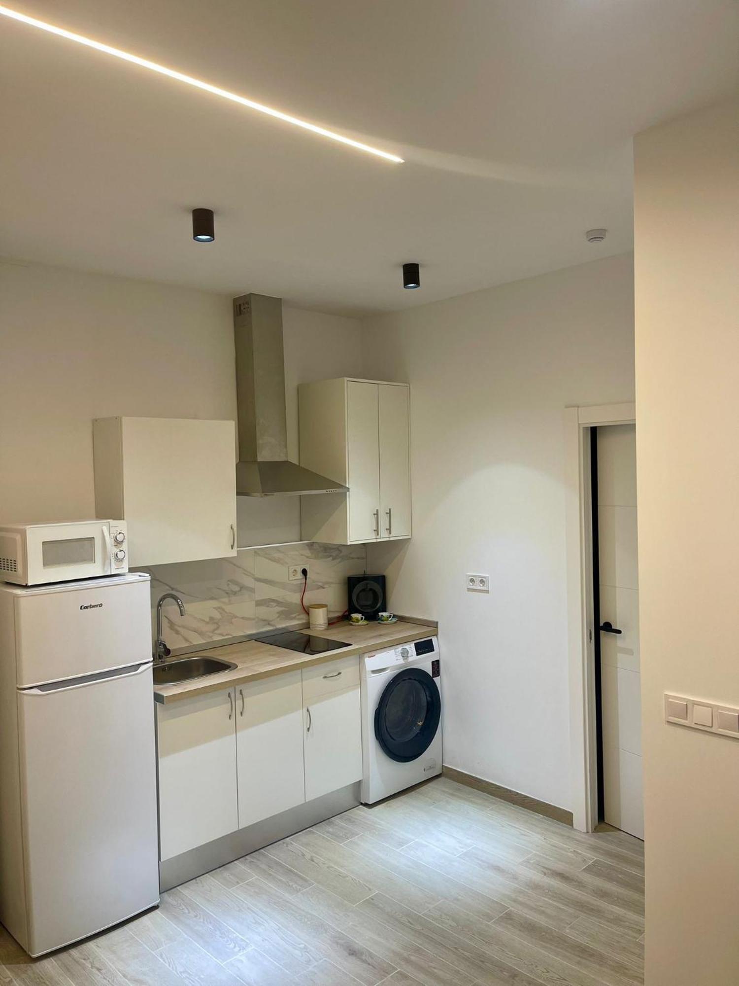 Apartamento Mellis - Maria Zambrano Train Station & Bus Málaga